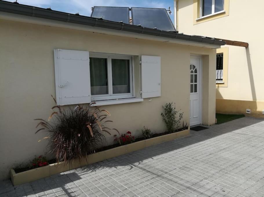 Studio D'Hotes Climatise Floirac  Exteriör bild